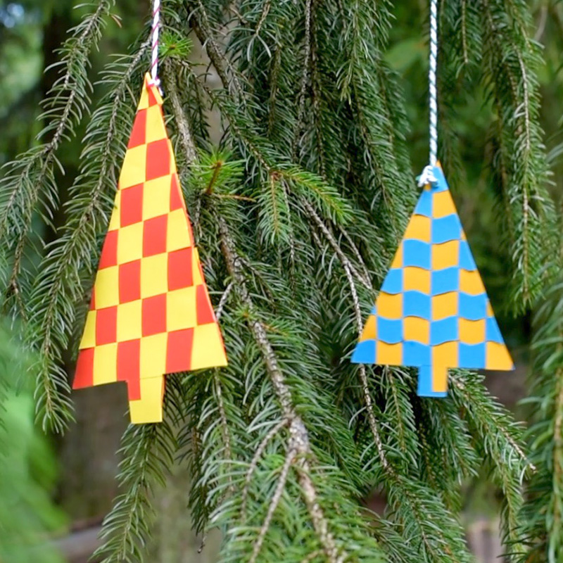 Flecht-Tannenbäume für den Weihnachtsbaum