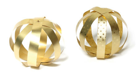 Anleitung - Goldener Weihnachtsschmuck - Streifenkugel