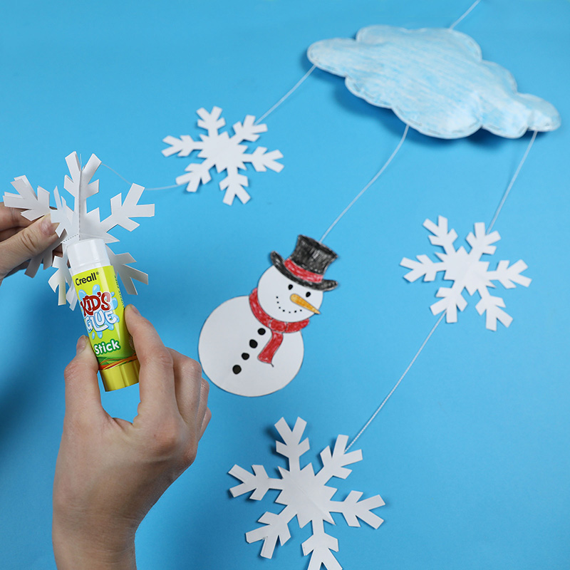 Schneemann-Mobile basteln