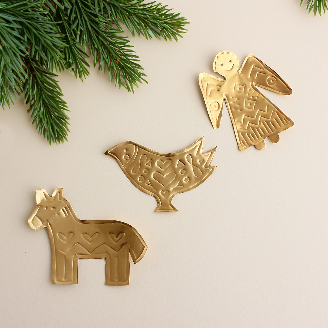 3 Jul-Weihnachtsfiguren aus goldener Prägefolie