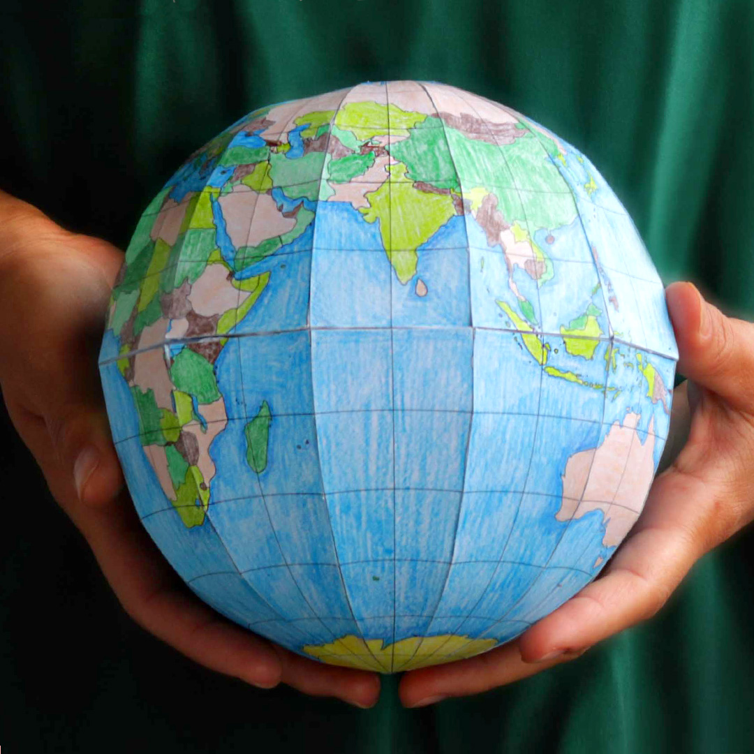 How to Make a Small Paper Globe