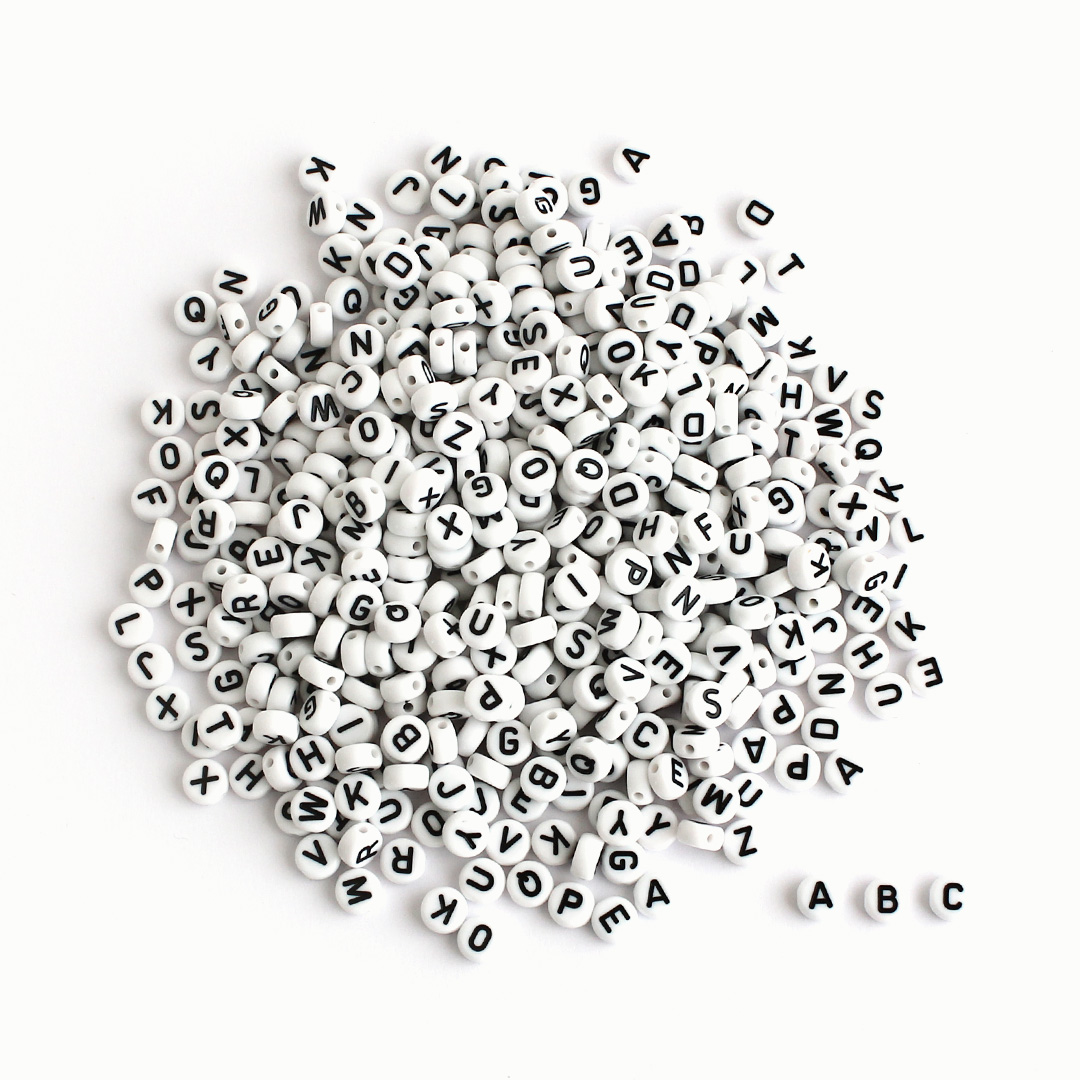 Buchstabenperlen weiß, rund, 500 Stück