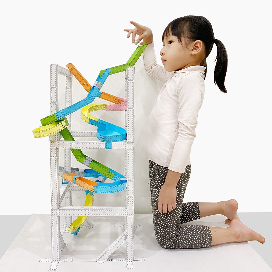 DIY Kugelbahn aus Papier: Anleitung & Vorlagen zum Herunterladen