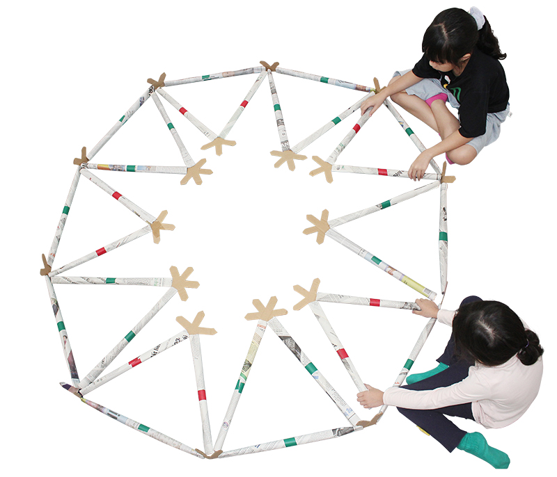 Geo-Kuppel aus Zeitungspapier bauen